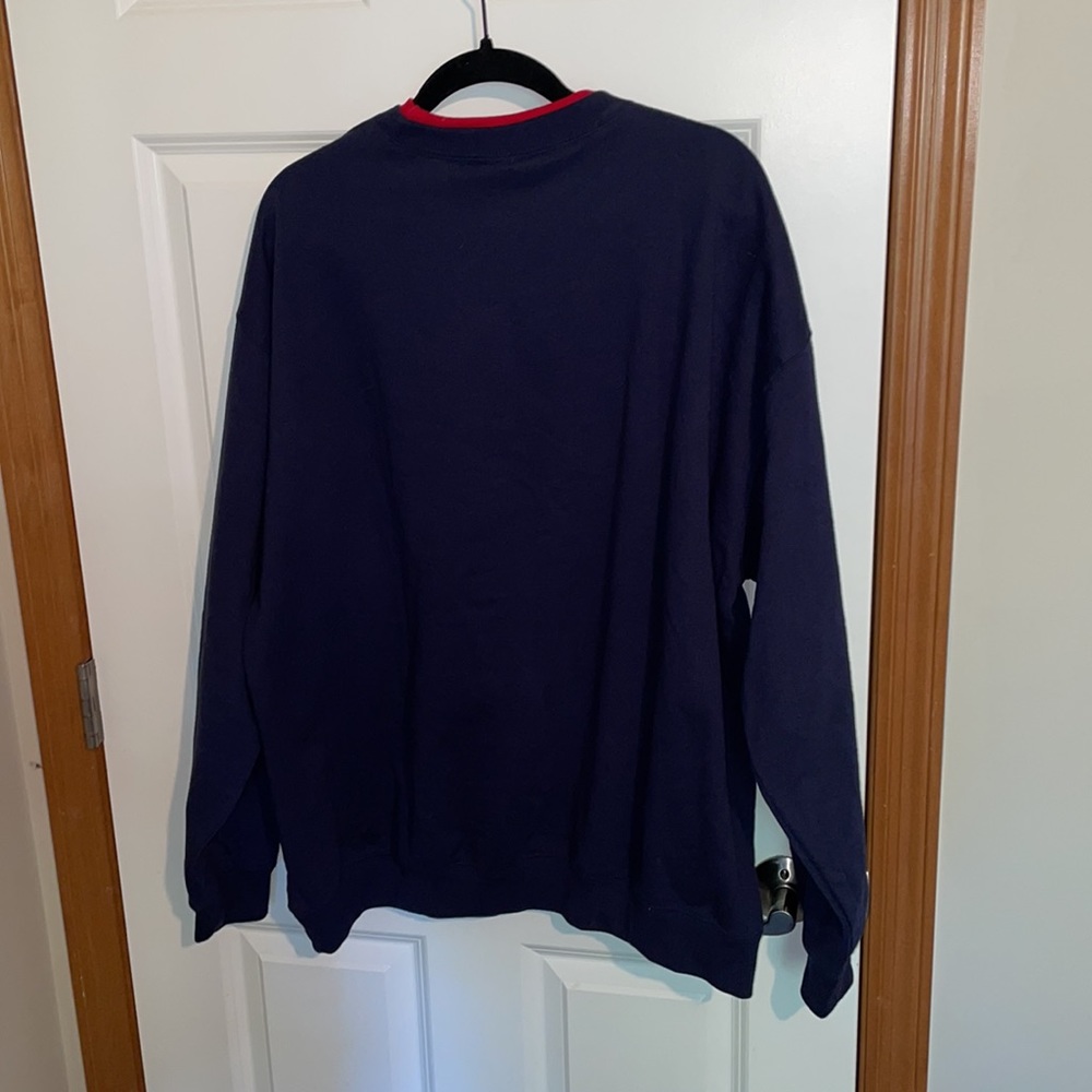 Sweater - Picture 4 of 4
